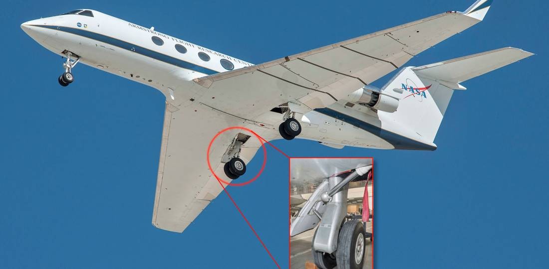 Летающая лаборатория NASA Gulfstream GIII с гибким крылом и обтекателями стоек шасси