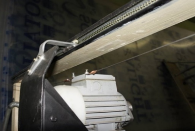 Верхний кронштейн – каретка – ролик